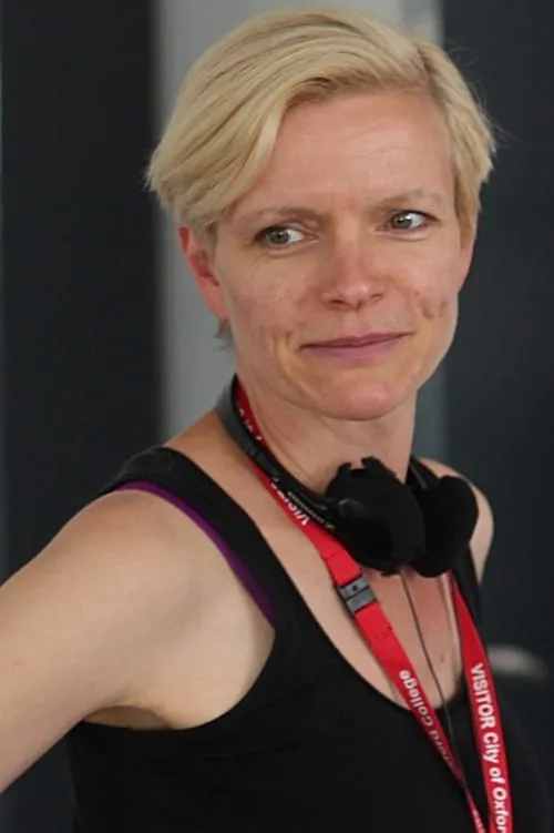 Luke Smith ha trabajado con Ruth Platt en 1 ocasiones