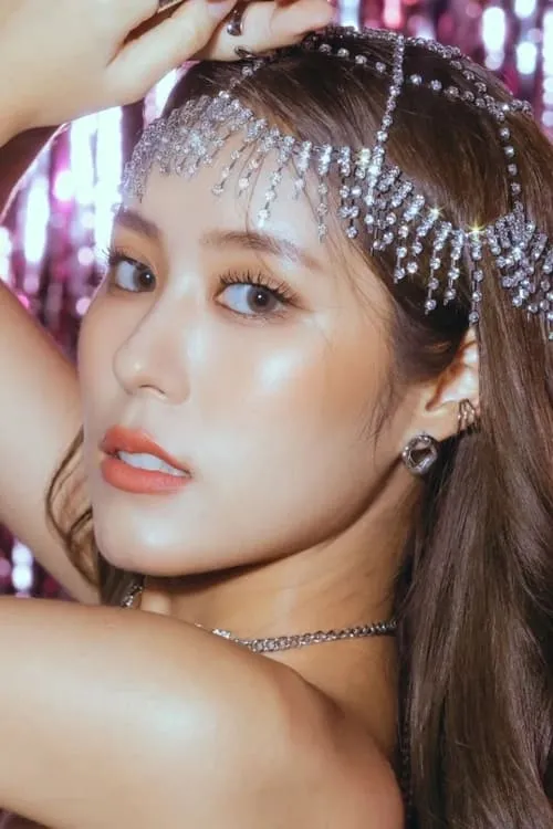 Rutricha Phapakithi — personaje: Lyla