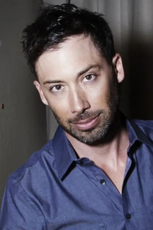 Gloria Koehn Straube ha trabajado con Ryan Allen Carrillo en 1 ocasiones