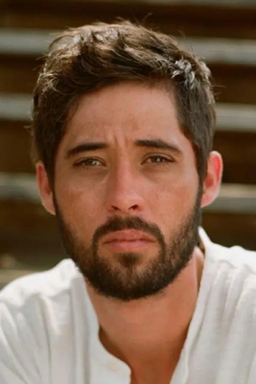 Ryan Bingham interpretando a Jack
