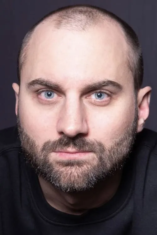 Bradley Edens ha trabajado con Ryan DeLong en 1 ocasiones