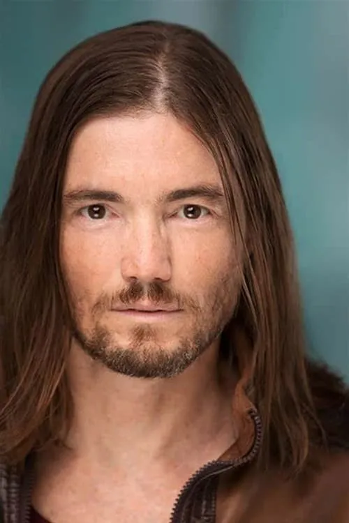 Ryan Kiser interpretando a Jeremiah