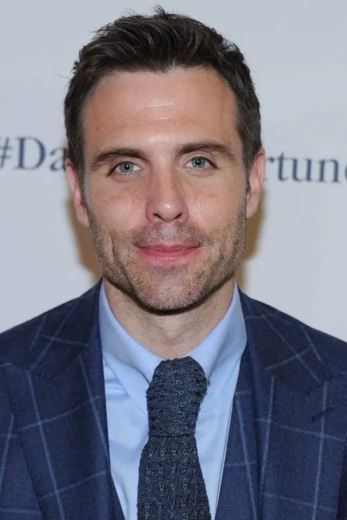 Ryan Scott interpretando a Jack