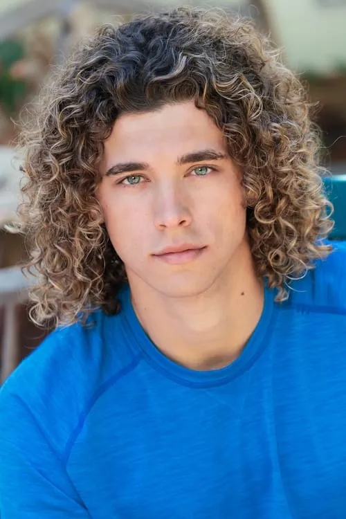 Daniel Abraham Stevens ha trabajado con Ryan Winn en 1 ocasiones