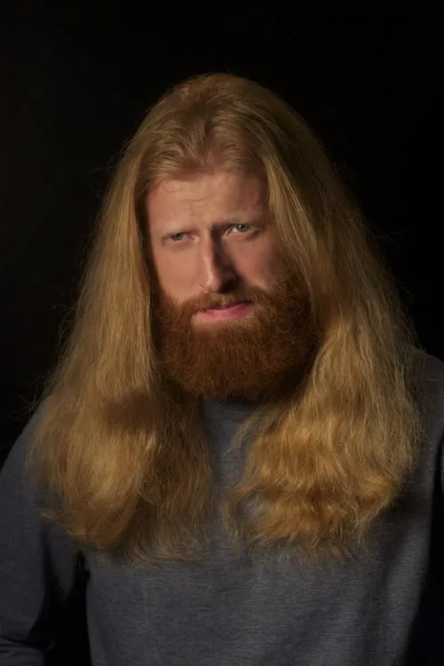 Foto de perfil del actor Ryland Brickson Cole Tews en el reparto