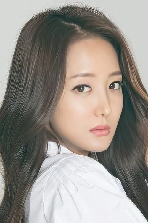 Sa Kang — personaje: Hong Yu Jin