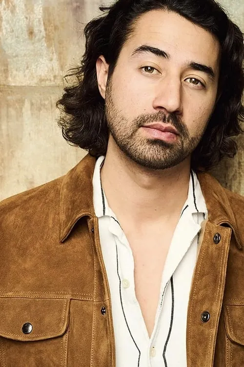 Larsen Deane ha trabajado con Saad Rolando en 1 ocasiones