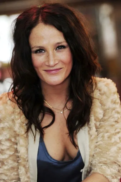 Saar Koningsberger interpretando a Esther Bleeker