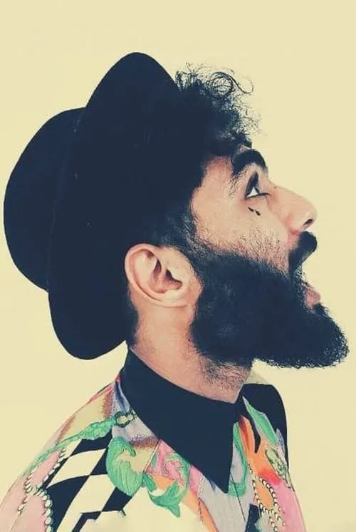 Yacine Elgarda ha trabajado con Salah Eddine Elmir en 1 ocasiones