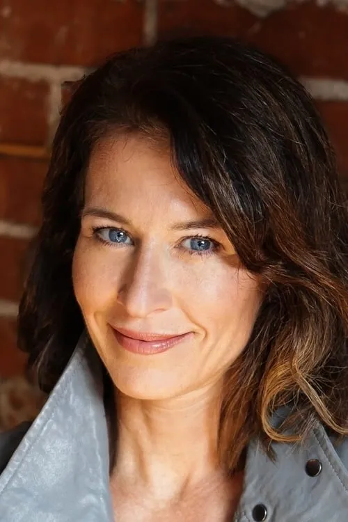 Keaira Pliva ha trabajado con Sally Bishop en 1 ocasiones