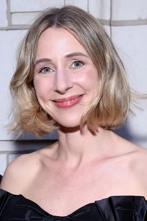 Dixie Egerickx ha trabajado con Sally Scott en 1 ocasiones