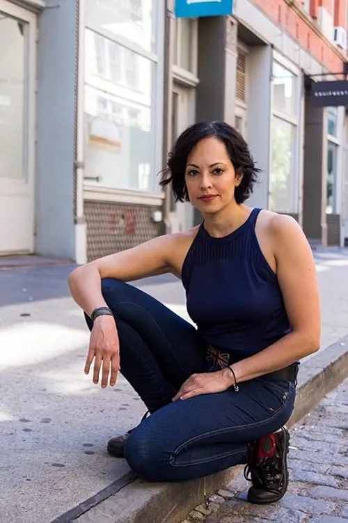 Paul Webster ha trabajado con Salma Shaw en 1 ocasiones