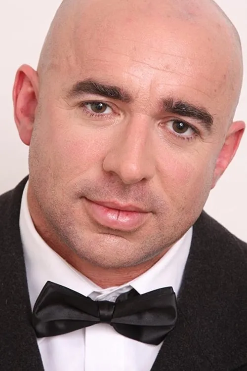 Luke Aikman ha trabajado con Sam Cullingworth en 1 ocasiones