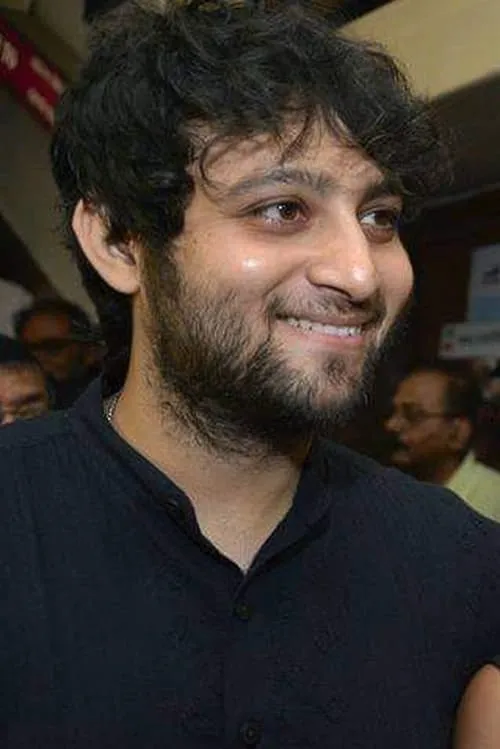 Joyraj Bhattacharya ha trabajado con Samadarshi Dutta en 1 ocasiones