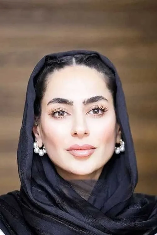 Samaneh Pakdel — personaje: Mansoura Ahmadian