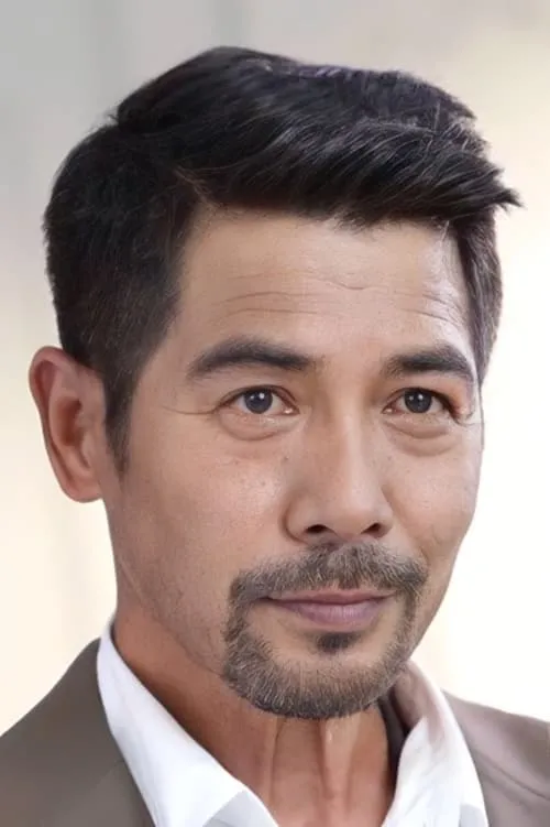 Samart Payakaroon interpretando a Chart Chai