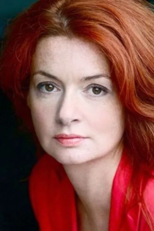 Sandra Dorset interpretando a 