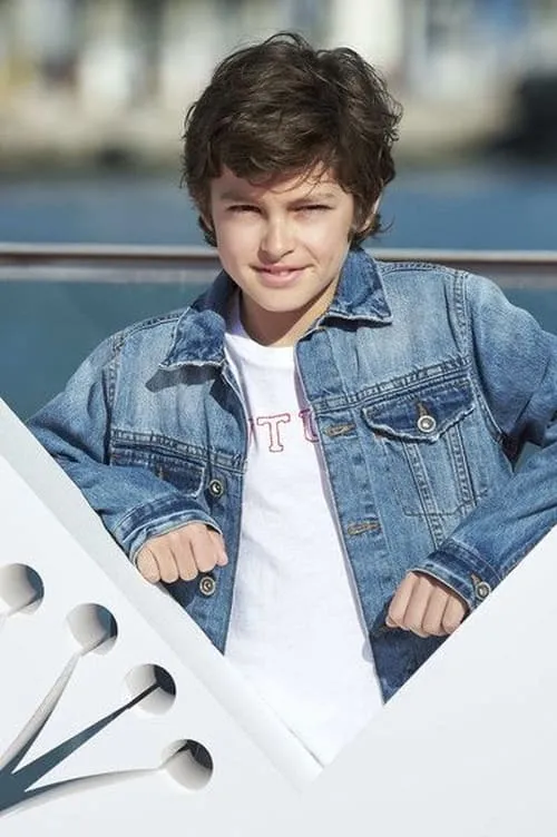 Queralt Cruz ha trabajado con Sandro Ballesteros en 1 ocasiones