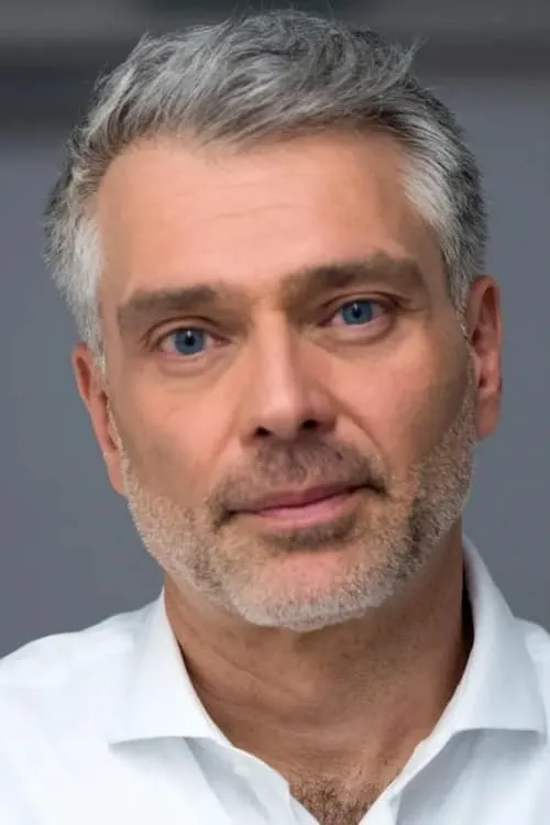 Urs Gredig ha trabajado con Sandro Brotz en 1 ocasiones