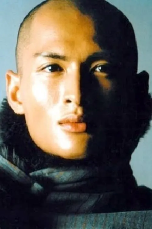 Jean-Claude Tran ha trabajado con Santi Sudaros en 1 ocasiones