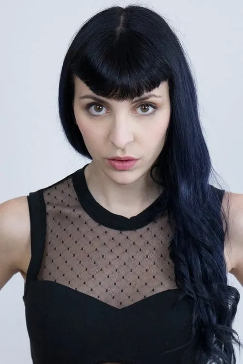 Sara G. interpretando a Lilith