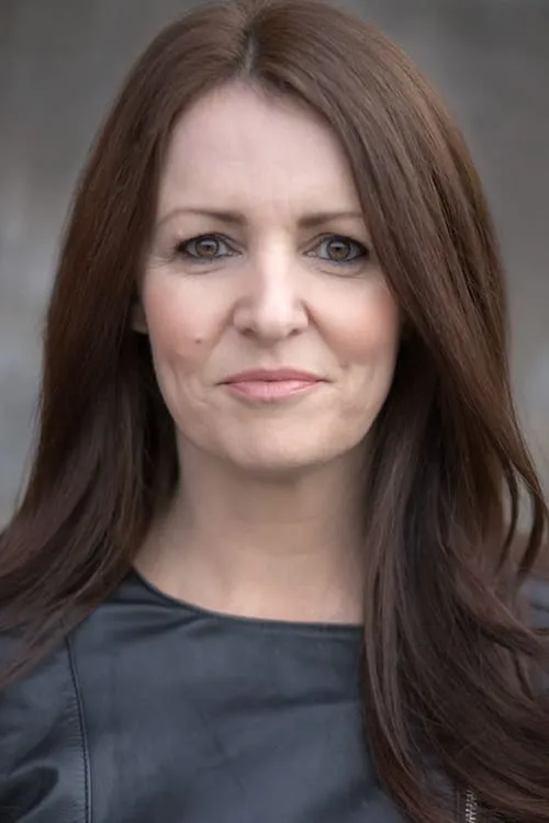 Sarah England en su biografía y filmografía