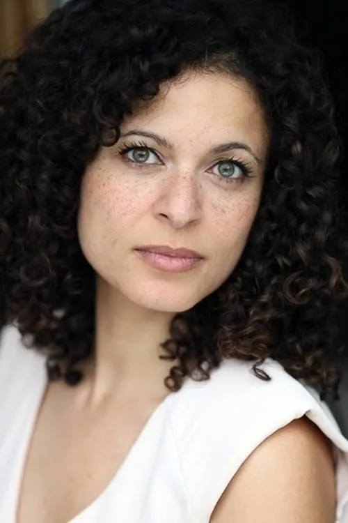 Sarah Kaminsky — personaje: Self