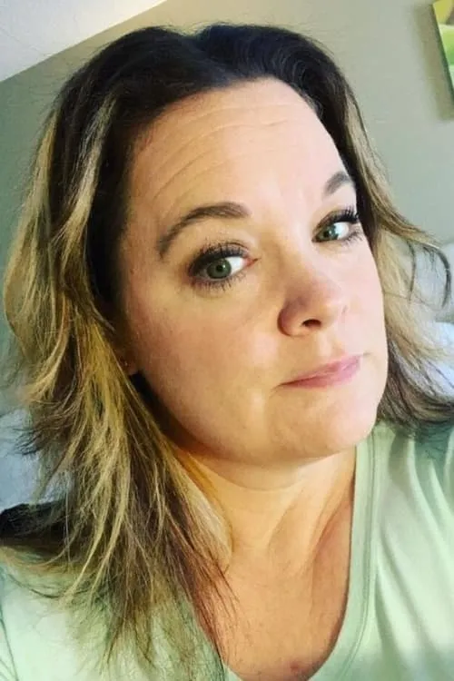 Sarah Lemos — personaje: self