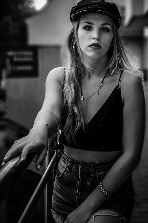 Oleksii Okhotiuk ha trabajado con Sarah Mevers en 3 ocasiones