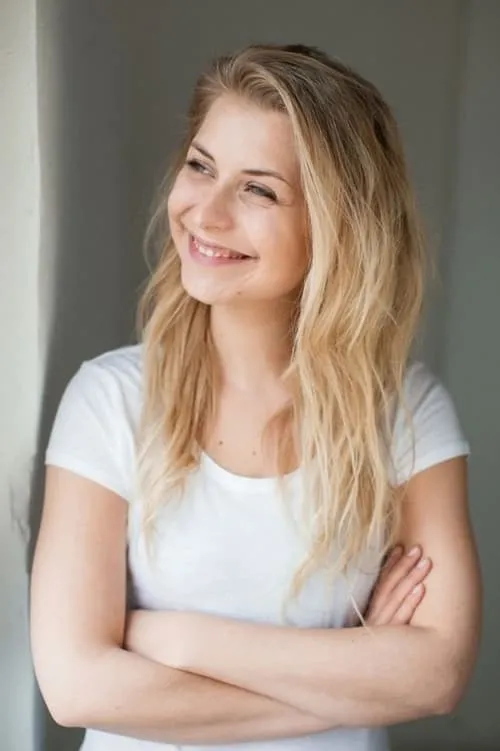 Foto de perfil del actor Sarah Thonig en el reparto