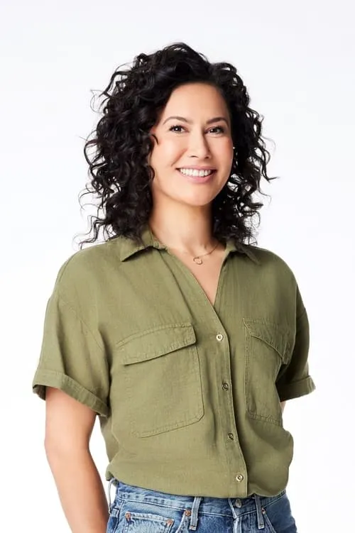 Sarika Cullis-Suzuki — personaje: Presenter