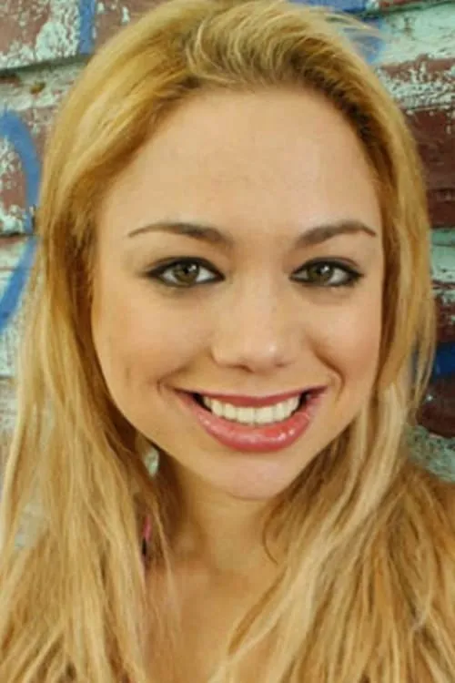 Scarlett Jolie interpretando a