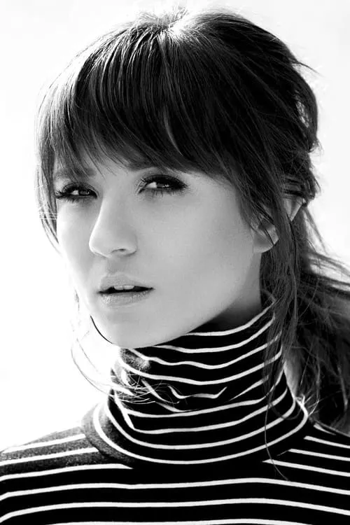 Scarlett Rose Patterson — personaje: Lily