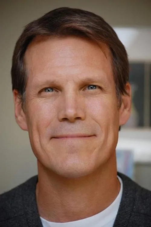 Scott Kraft interpretando a Joey