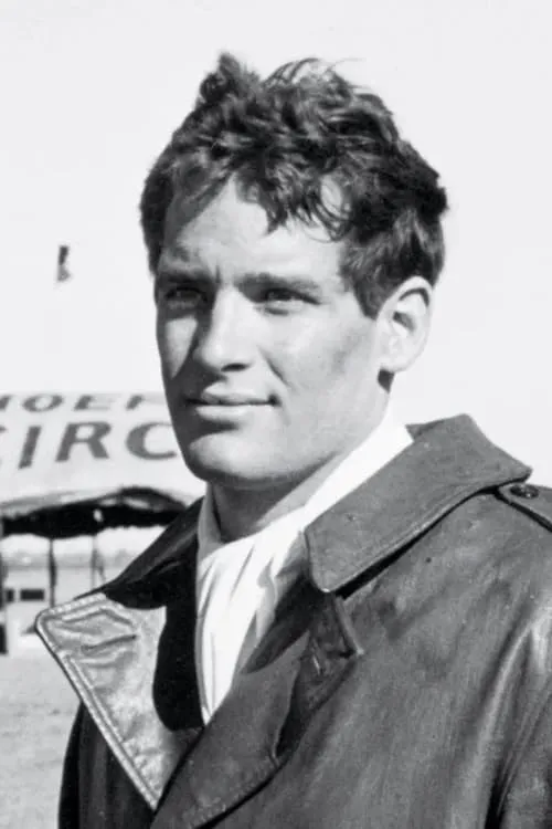 Scott Newman interpretando a Rafferty