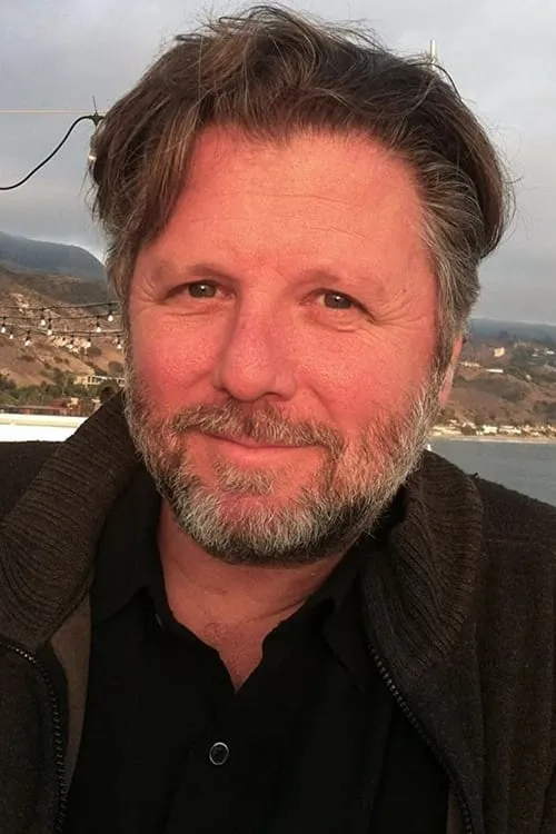 Warwick Evans ha trabajado con Scott Stevenson en 1 ocasiones