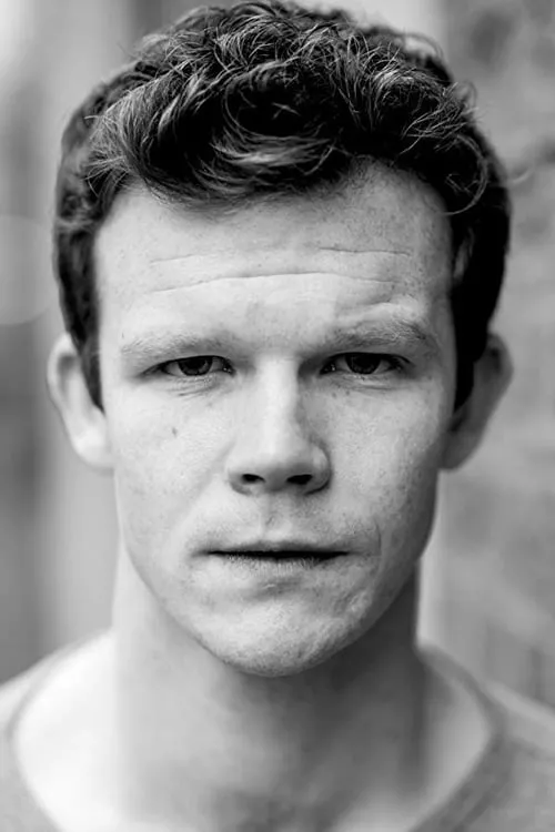 Seamus O'Hara interpretando a Seamus McKenna