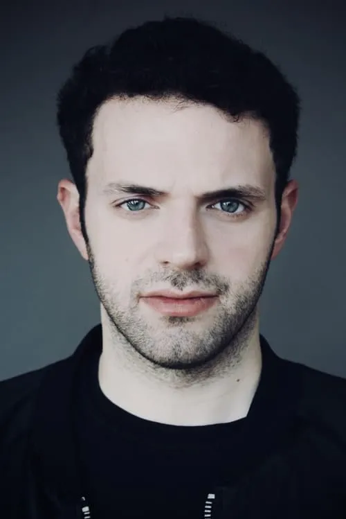 Alex Sharp ha trabajado con Sean Brodeur en 1 ocasiones