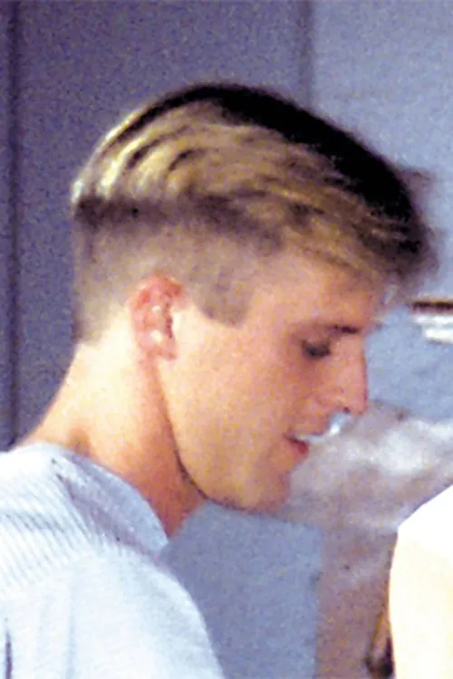 John Travis ha trabajado con Sean Peters en 1 ocasiones