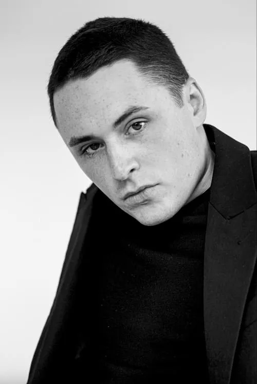 Peter Som ha trabajado con Sean Riehm en 1 ocasiones