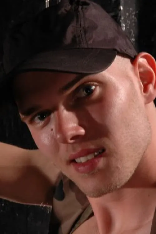 Sebastian Lux interpretando a