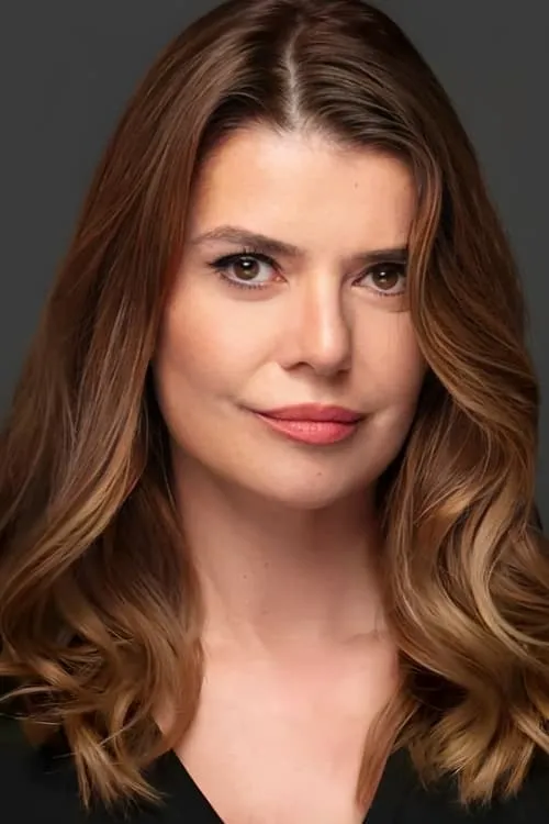 Funda Güray ha trabajado con Şebnem Özinal en 1 ocasiones