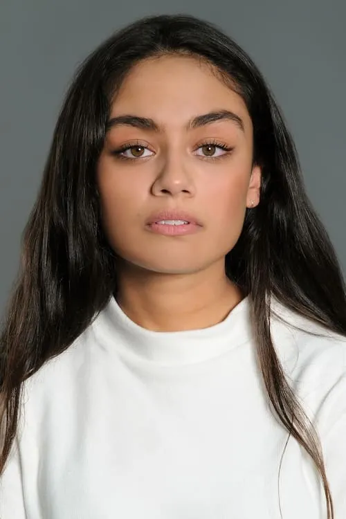 Selin Akkulak — personaje: Hatice