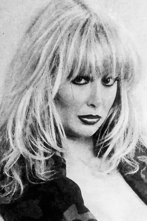 Luis Orbegozo ha trabajado con Selva Mayo en 1 ocasiones