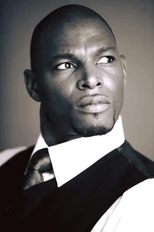 Serge Crozon-Cazin interpretando a Max