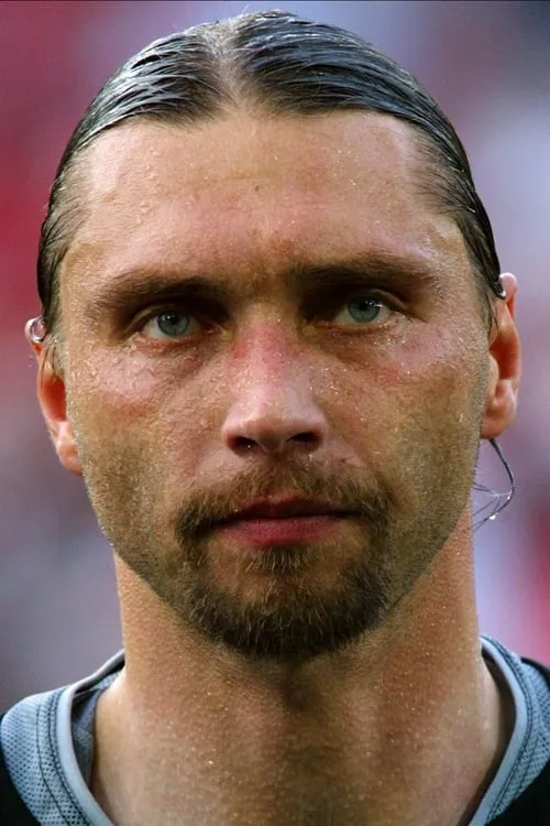 ????? ???????? ha trabajado con Sergey Ovchinnikov en 1 ocasiones