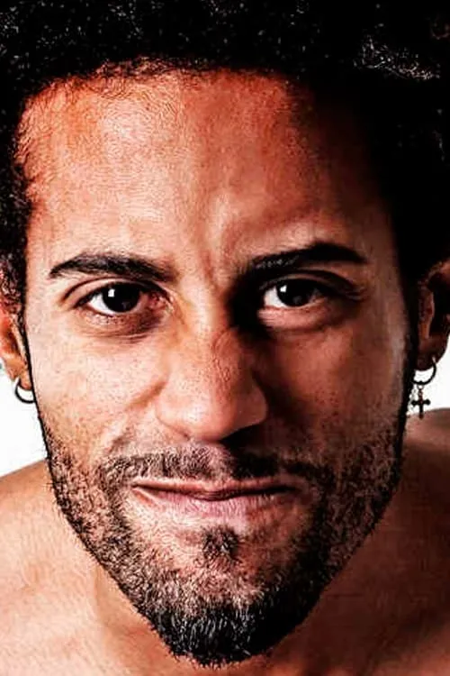 Paula Iwasaki ha trabajado con Sergio Alcover en 1 ocasiones