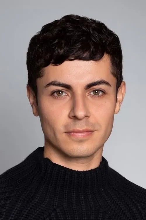 Sergio Armasgo interpretando a Ernesto Pimentel