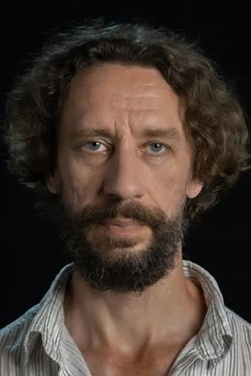 Dmytro Sova ha trabajado con Serhii Detiuk en 2 ocasiones