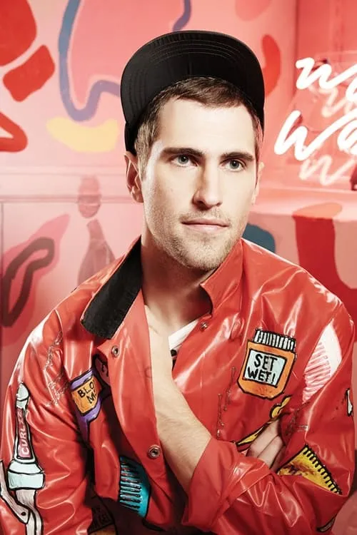 Luke Gilford ha trabajado con Seth Bogart en 1 ocasiones